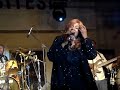 Gloria Gaynor - Can't Take My Eyes Off Of You (live)
