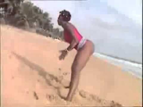 ivory coast mapouka. - More videos on http://ondikoi.net Plus de videos sur http://ondikoi.net Mapouka, the African booty dance is the origin of so call twerking.