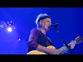 the rolling stones debuted you got the silver for the first time on the 50 and counting tour. keith richards and ronnie wood on acoustic guitar.