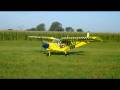 videos de Taxi on grass: STOL CH 750 short clip