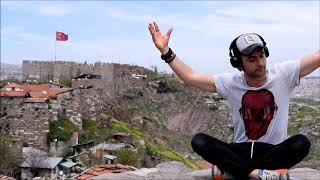 Download Ziynet sali - Bana da söyle (video cover) Ziynet sali - Bana da söyle (video cover)