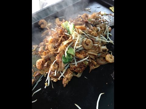 koay teow - This week's video recipe comes from the Malaysian Kitchen food truck, which I have been cooking away in, around England. For the full ingredients and measure...