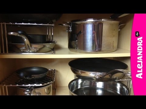 how to organize kitchen cabinets