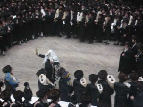 Video Shot by Israeli of Bobov Hakufos on Simchas Torah