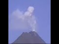 Arenal Volcano day and night // Volcán Arenal de día y de no Arenal Volcano day and night // Volcán Arenal de día y de no
