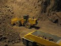 WA500 Digging at the Wall