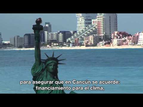Mira cómo sumergieron las réplicas de monumentos en el mar de Cancún