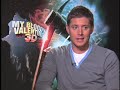 Jensen Ackles compares Tom Hanniger, his character on My Bloody Valentine 3D with Dean Winchester from Supernatural. He also shares what it was like working with Kerr Smith on Dawson's Creek, shooting a film on 3D and filming inside a real mine. Kerr Smith and Jamie King also comment. Host: Jessica Holmes Produced by: Catalina Walsh Property of Tribune Interactive