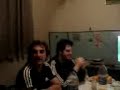 COMIENDO PIZZA COMO BUITRE\