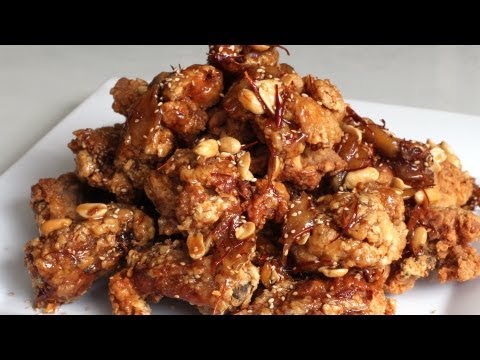 Sweet and crispy chicken wings (