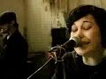 flee the seen-wire tap out