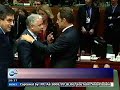 Nawet Pan Prezydent Sarkozy zrozumiał swój błąd i siłą powstrzymał naszego kaczora od wymachiwania łapami na forum międzynarodowym. Piękne!