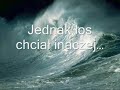 Tonął w morzu samotności