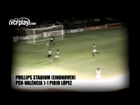 Valencia CF: This is Piojo López goal to PSV, chosen among the best of UEFA competitions