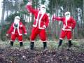 zombie santas dance to thriller!

clair, gareth and jill make the now annual christmas video.

scotlanr 2007