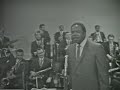 thad jones
trumpet section
snooky young, richard williams,
randy brecker, danny moore
trombone section
garnett brown, benny powell,
jimmy knepper, bob brookmeyer
reed section
jerry dodgion, jerome richardson,
seldon powell, eddie daniels,
pepper adams
rhythm section
roland hanna
richard davis
mel lewis