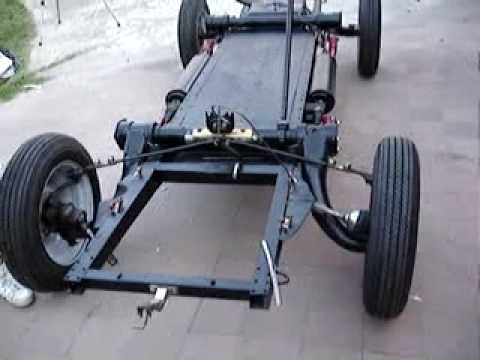 Youtube - Video: Restauraci�n chasis 2 CV terminada