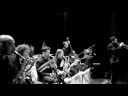 barcelona jazz orquestra 
dani alonso trombon y direccio
saxos
victor de diego 
guim garcia
pep pascual 
xavier figuerola 
joan chamorro 

trompetes: 
iv� oll� 
dennis hern�ndez 
roqui albero 
juan de diego. 

trombons: 
jordi gim�nez 
josep tutusaus
sergi verg�s. 

piano: ignaci terrassa
contrabaix: manel �lvarez 
bater�a: jean pierre derouard 
ripollet noviembre 2008