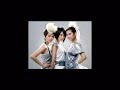 S.H.E. - ??? Zhong Guo Hua (Cover) S.H.E. - ??? Zhong Guo Hua (Cover)
