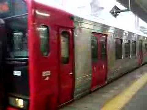 １１００番台＋２００番台発車