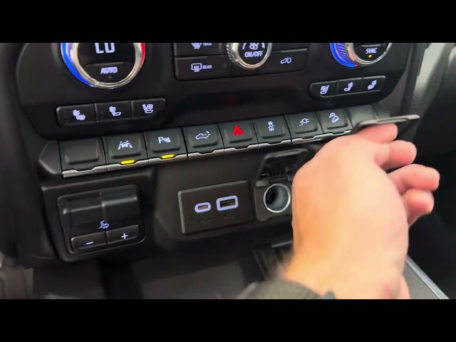 2022 GMC Sierra 1500 Limited Denali 6.2L V8 | CLEAN CARAX | W... in Cars & Trucks in Lethbridge