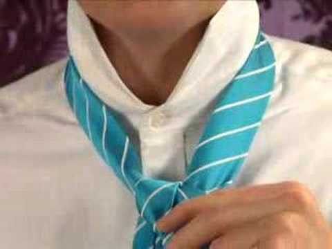 how to fasten a windsor knot