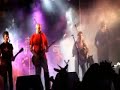 ruxe-ruxe cando o demo non ten nada que facer