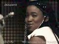 thandiswa mazwai - lahl umlenze
visit http://www.divshare.com/download/3520217-8ef
for the hifi stereo version.