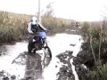 Tornado y xplora cruzando el barro camping las.. Video