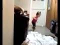 videos de Baby ghengis dance