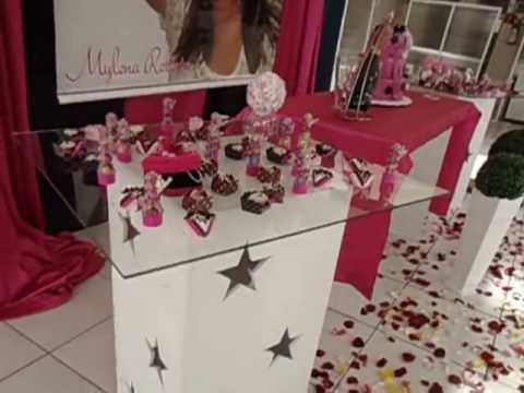 SONHO DE MEL ¨FESTAS¨ DECORAÇÃO CLEAN- 15 ANOS ROSA E PRETO