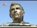 La estatua de Jared Borgetti en el TSM de Santos Laguna (11-10-2011)