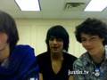 Jonas-Brothers-SPIDE