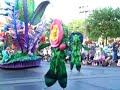 Disneyland Parade of Dreams CLIP 2 05/05/06