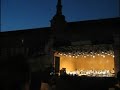 la orquesta western-eastern divan, dirigida por daniel barenboim, en la plaza mayor de madrid. comienzo de la sinfon�a concertante en si bemol, de haydn.