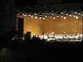 la orquesta western-eastern divan, dirigida por daniel barenboim, en la plaza mayor de madrid. comienzo de la sinfon�a concertante en si bemol, de haydn.