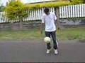 Soccer freestyle partie2-de beaux gestes techniques a suivre