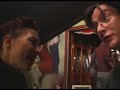 Ukulele performer Des O'Connor serenades Amanda Palmer!