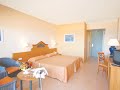 Descubra el exotismo de la isla canaria de Fuerteventura en el Hotel Iberostar Palace Fuerteventura. La idílica ubicación de playa de Jandía lo hace ideal para practicar los más diversos deportes acuáticos, para relajarse o para pasar sus vacaciones como más le apetezca.