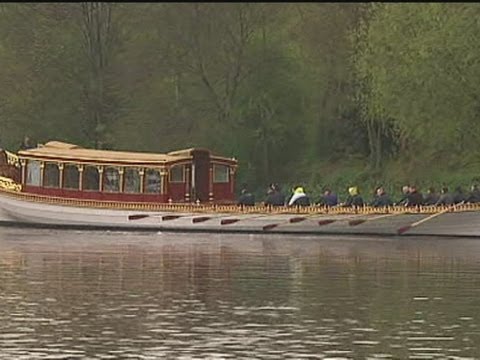 Diamond Jubilee: The Queen’s Diamond Jubilee barge launched onto the Thames