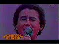 amado batista  no programa do raul gil no sbt 
em 1981 cantando seu grande sucesso carta sobre a mesa