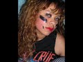 Izzy Vixen - Love Bomb Baby