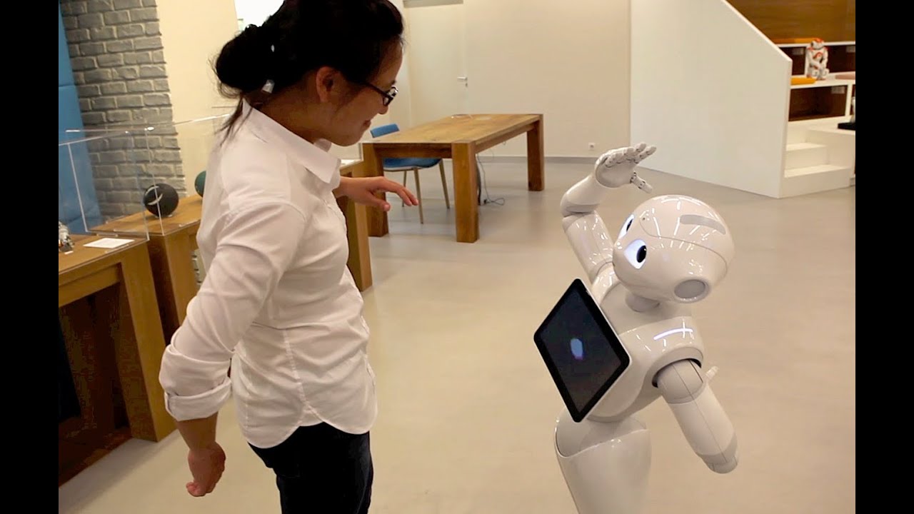 Насколько человечными должны быть роботы-друзья, которые будут жить в наших домах? Фото.