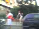 saltando coches