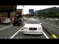 Click here to watch this video 狭い法定速度30kmを運転する白い車。たまらん追い越し！
