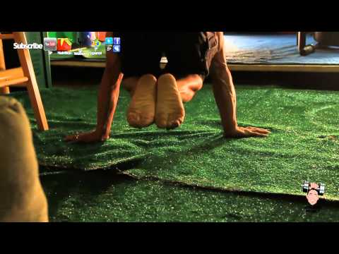 planche - Help us make more videos :)! http://www.indiegogo.com/spfitness?a=983038 In this video, Sam goes over some awesome tips to help you with your planche. This t...
