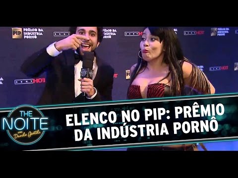 The Noite (20/10/14) - Léo e Murilo no Prêmio da Indústria Pornô