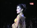 Sonam Kapoor's first experience on Ramp at HDIL India Fashion Couture 2008. Her father, the famous bollywood actor Anil Kapoor was himself present there and really appriciated her mindblowing performance. An Exclusive - Only on Live India