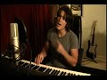 Singing Lessons! Improve your voice...