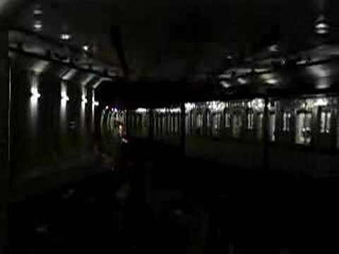 東京メトロ7000系各停